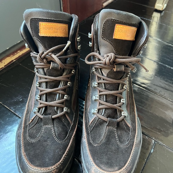 Men’s Louis Vuitton boots size 11.5 - Picture 4 of 4